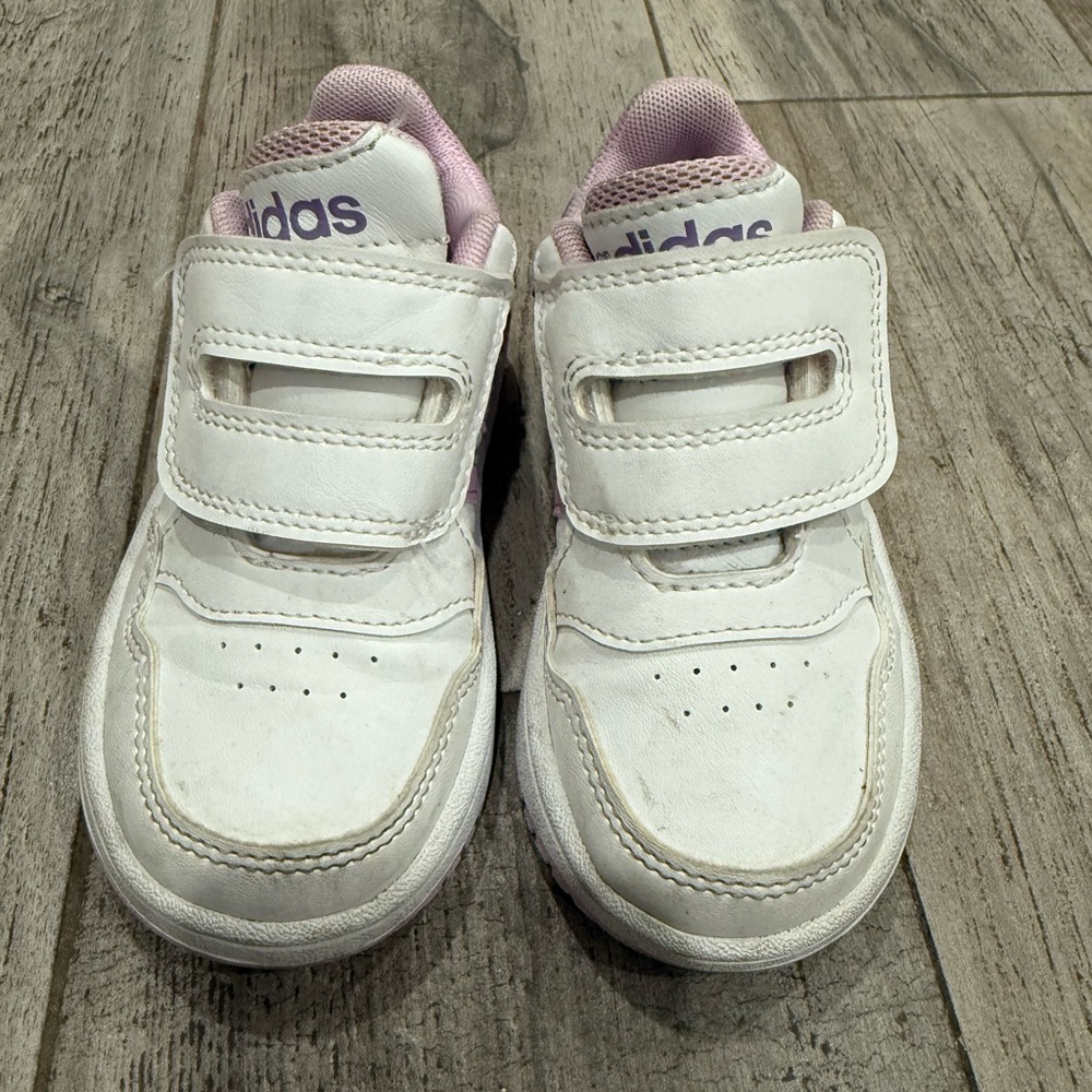 Adidas toddler girl Sneakers in White, Purple and Light Pink/purple size 6.5